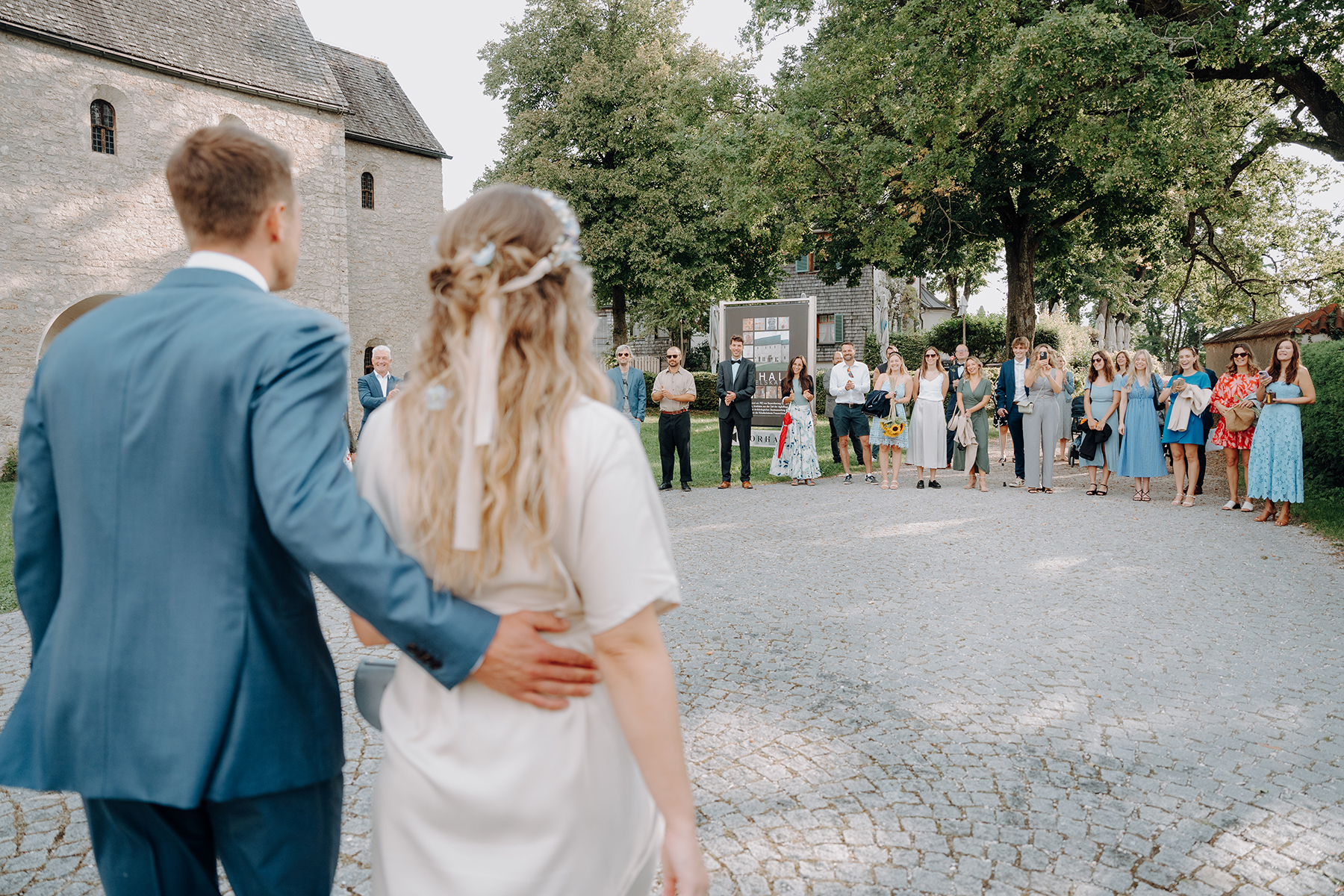 Chiemsee Hochzeit, See, Fraueninsel, Fähre, Hochzeitsfotograf München, Hochzeitsfotograf Chiemsee, Standesamt, Begrüßung, Rede