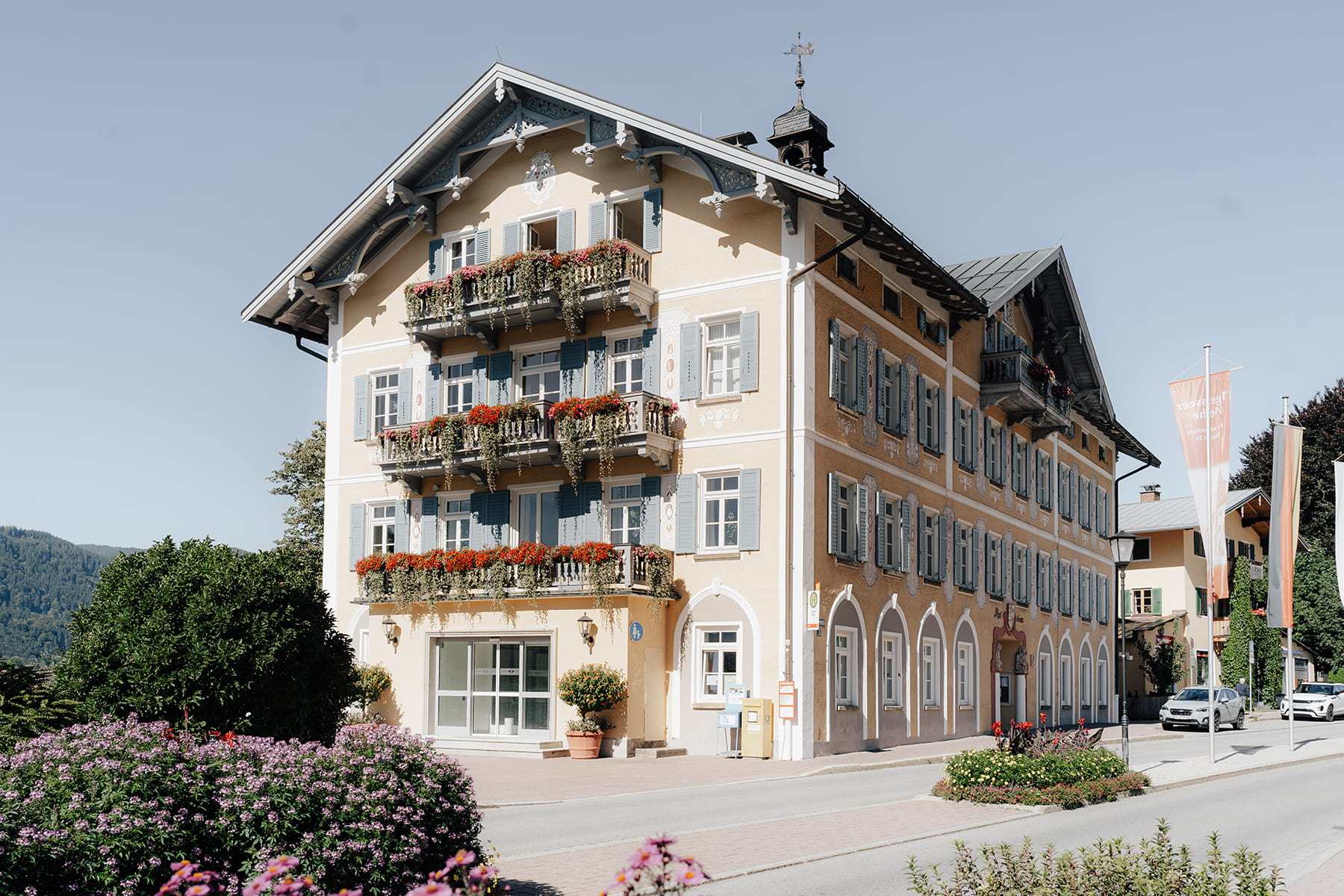 Hochzeitsfotograf Tegernsee, Rathaus Tegernsee, Hochzeit Tegernsee, Standesamt Tegernsee, Gebäude